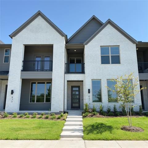 Building Photo - 837 Lennox Dr