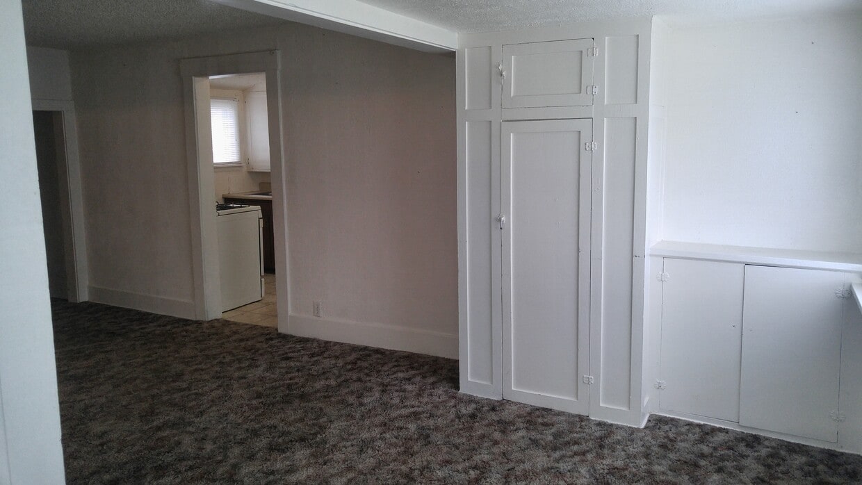 Foto del edificio - 111 Alderson Ave