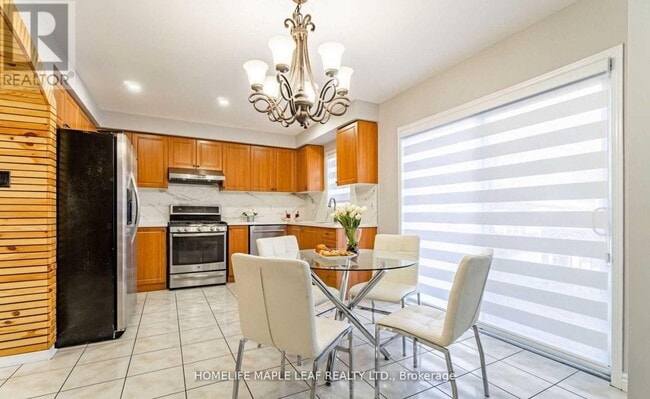 Building Photo - 343 Edenbrook Hill Dr