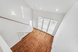 Building Photo - 4427 Eigel St