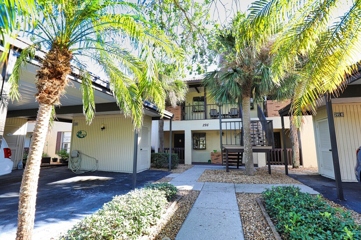Foto principal - Seasonal Short-term 2-Bedroom 2-Bathroonm Condo located at Mission Lakes!