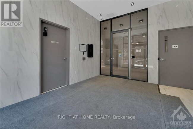 Building Photo - 203 Catherine St