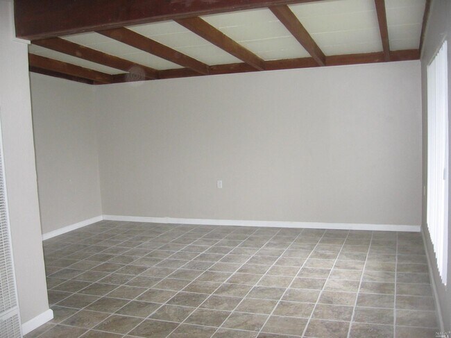 Foto del edificio - 2380 Barry St