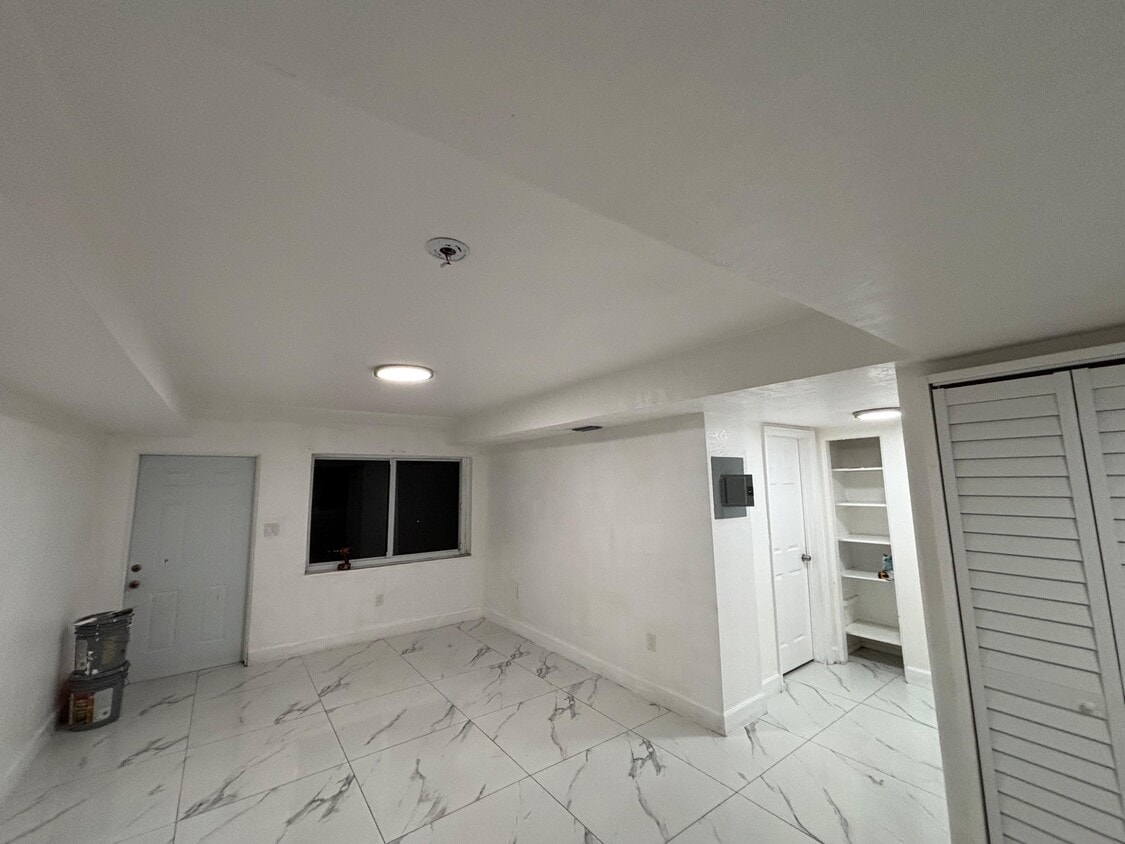 Photo - 431 N East Ave (Sarasota, FL)