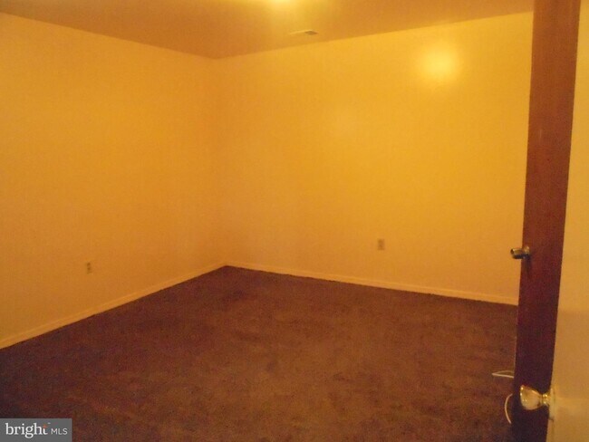 Building Photo - 6 Ed Turner Ln