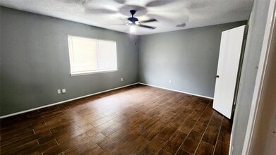 Building Photo - 24119 Anchor Ranch Dr