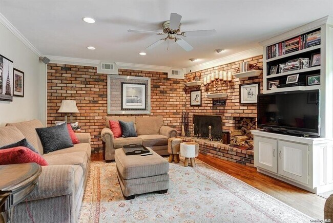 Building Photo - 174 Lodge Ave