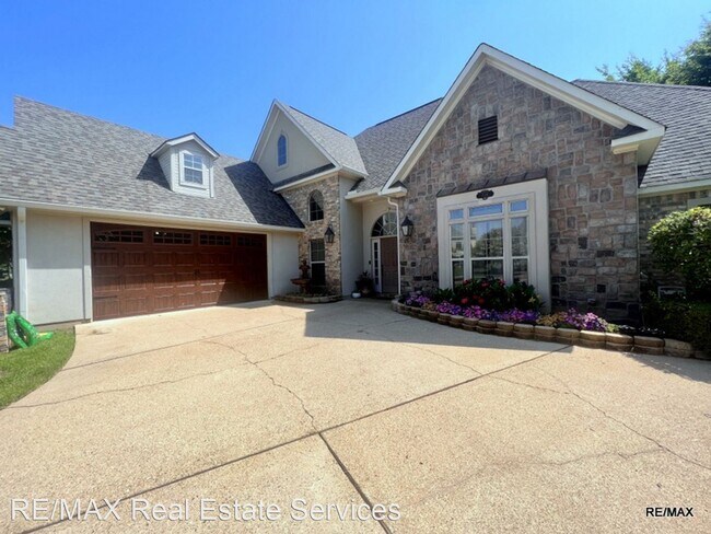 Foto del edificio - 4 br, 2.5 bath House - 519 Canterbury Lane