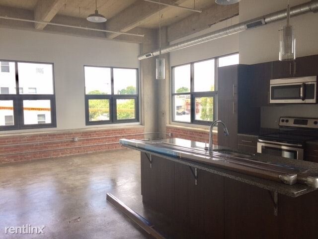 Foto principal - 4800 Chestnut St