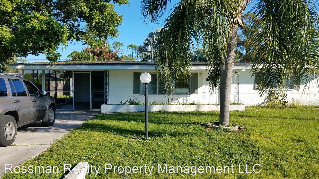 Primary Photo - 2 br, 1 bath House - 2449 Aldridge Ave