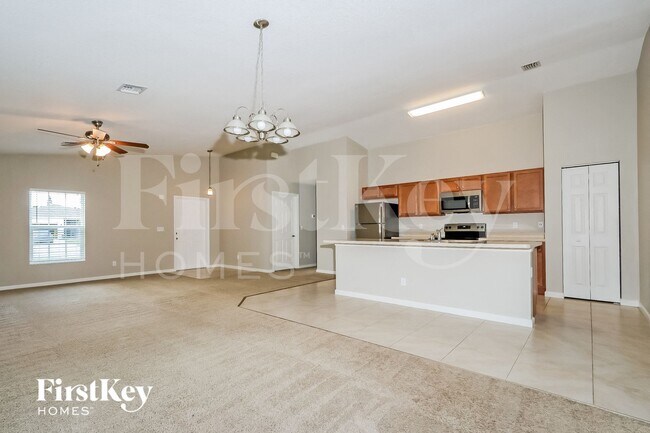 Foto del edificio - 1525 SW Fresno Rd