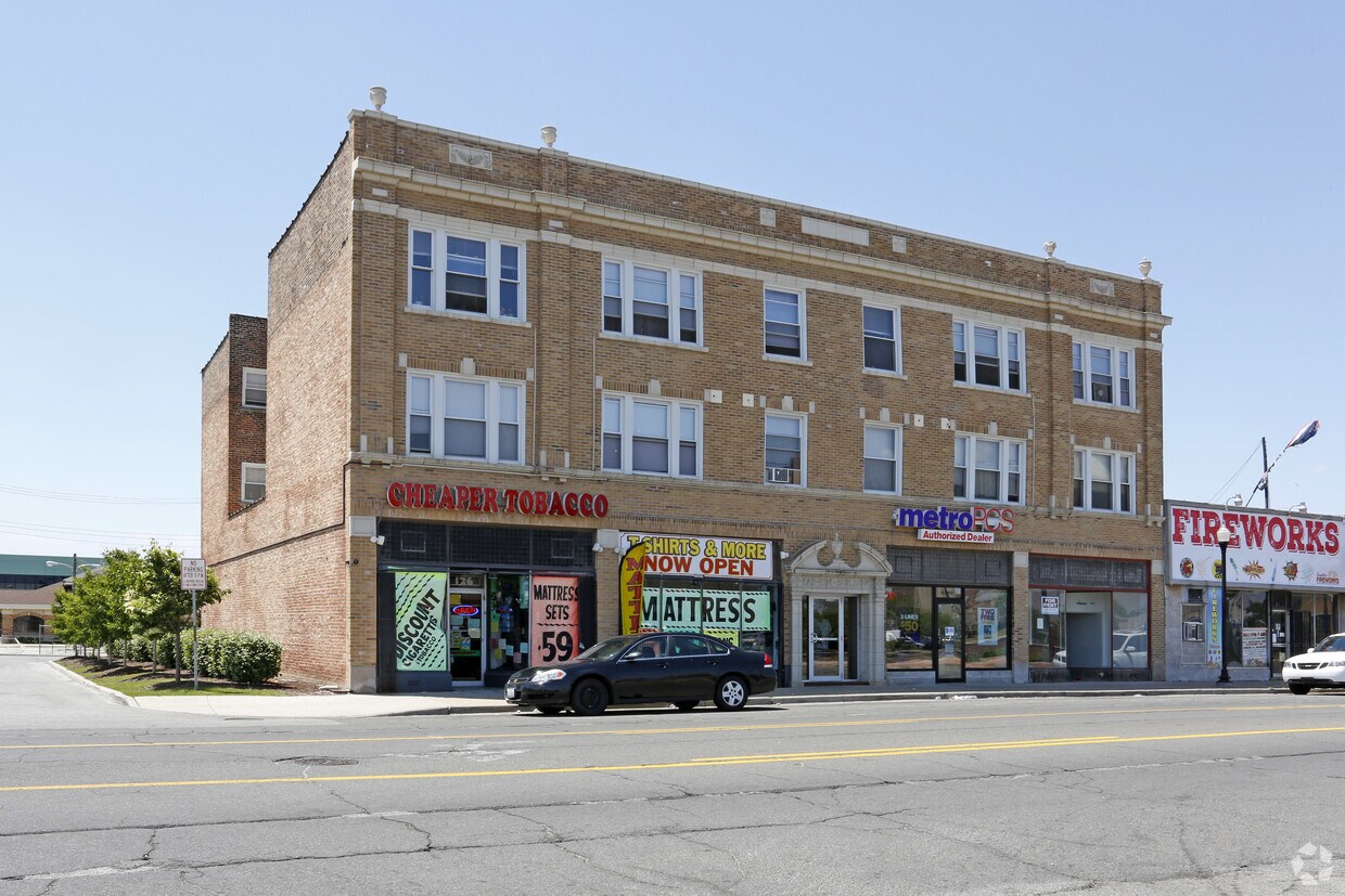 Primary Photo - Sibley Apartments