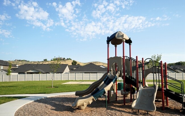 Building Photo - 3551 N Tansy Pl