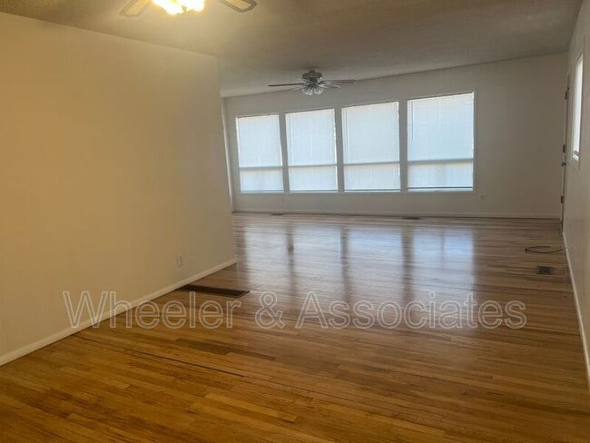 Building Photo - 455 W 4650 S