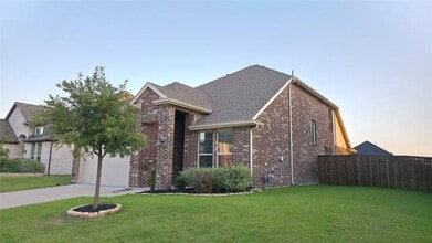 Building Photo - 421 Tuscany Dr