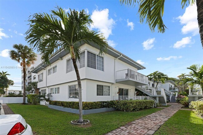 Building Photo - 9260 Bay Harbor Terrace