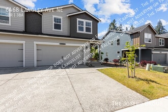 Building Photo - 6468 Langley Ave NE