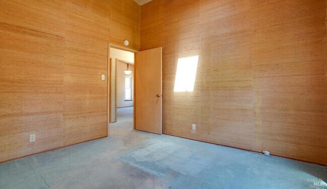 Foto del edificio - 3 Oak Grove Way