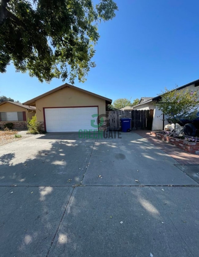 Building Photo - 1708 Castilla Way