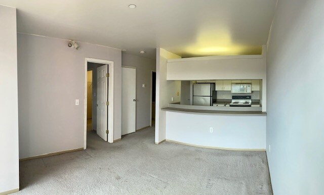 Well kept condo unit - 100 W Squantum St