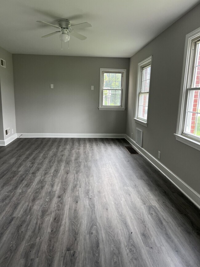 Foto del edificio - 30404 Maple St