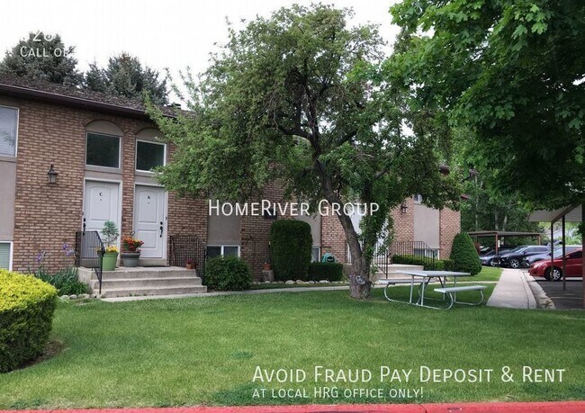 Building Photo - Great 3 Bedroom 1 Bath Condo in North Orem!