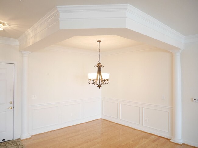 Building Photo - 1513 Feral Dae Ln
