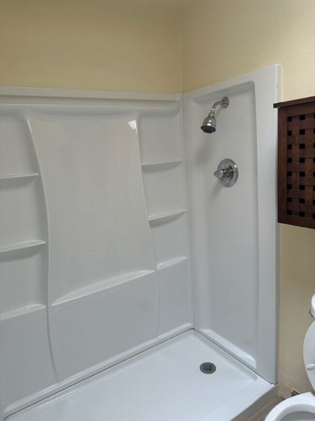 Foto del edificio - 2 Bed, 2 Bath Townhome