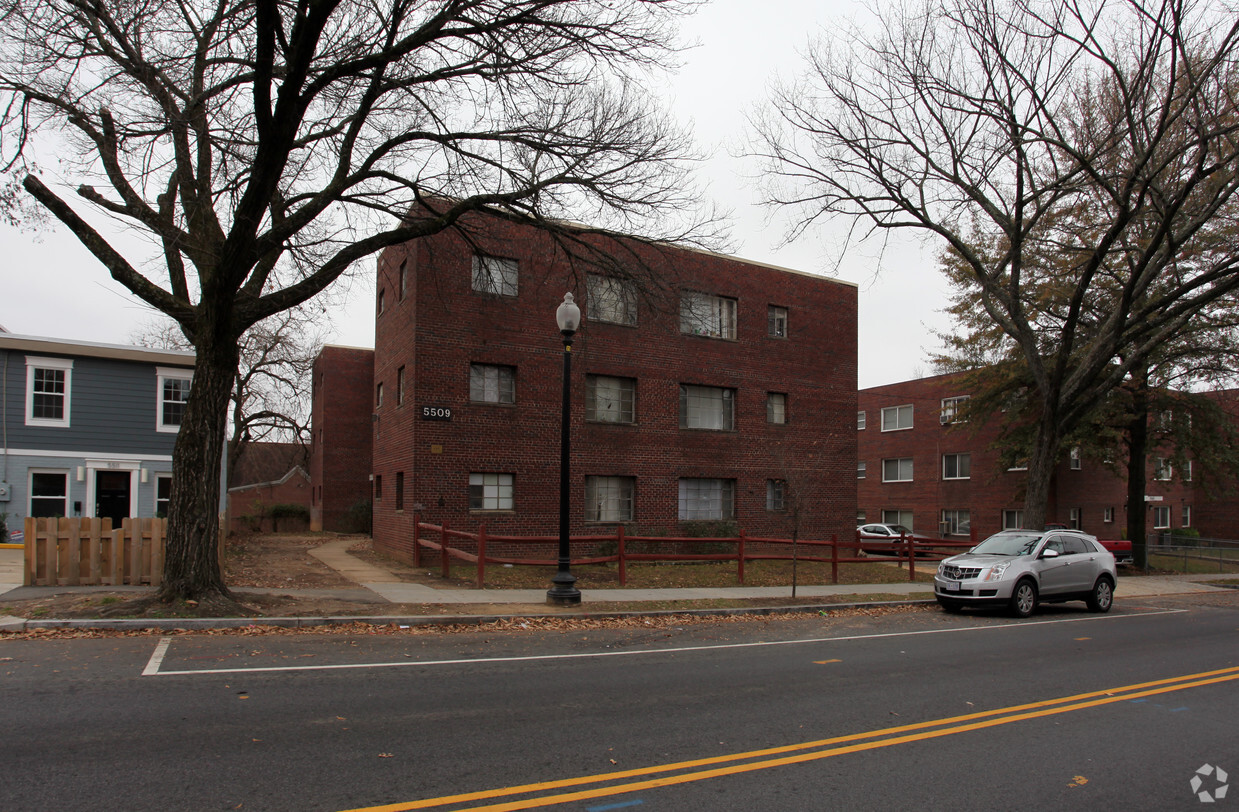 Primary Photo - 5509 Nannie Helen Burroughs Ave NE