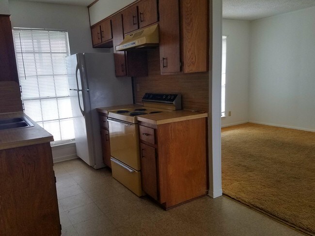 Foto del edificio - 1105 Parmer Ave