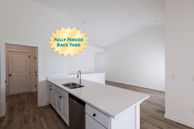 Kitchen, Living - 5347 Pinecrest Ct N