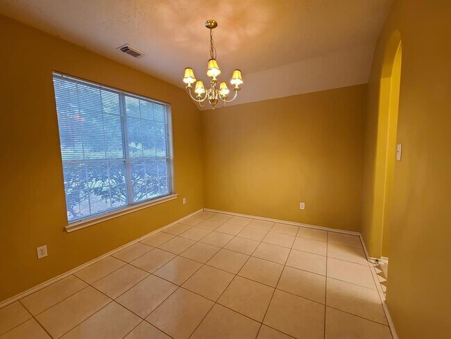 Building Photo - 26857 Manor Falls Dr