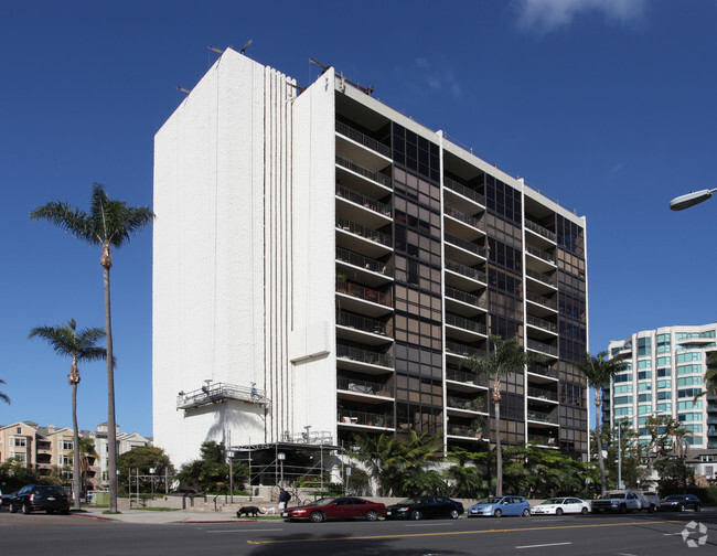 Primary Photo - Bellefontaine Tower