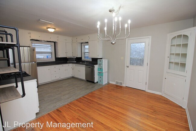 Foto del edificio - 3 br, 2 bath House - 2407 S Phillips Ave
