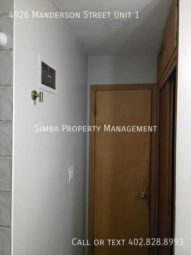Photo - 4926 Manderson Street Unit 1-