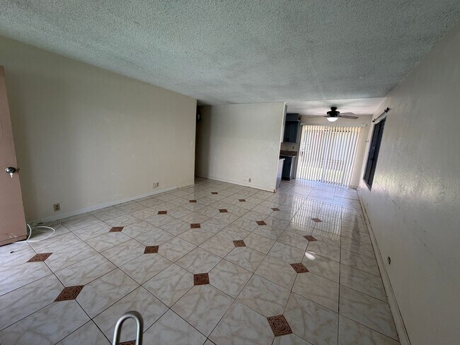 Foto del edificio - 3227 Ala Ilima St