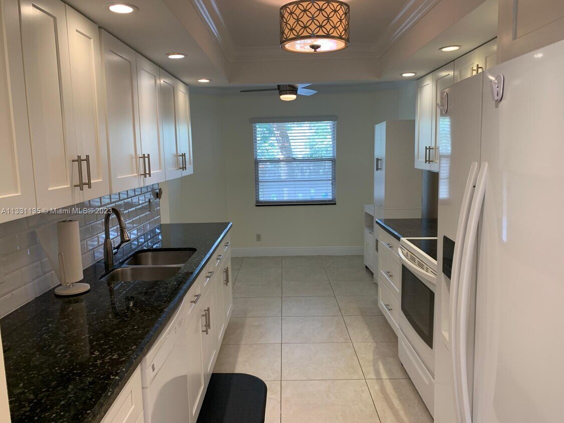 1802 Eleuthera Unit E2, Pompano Beach, FL 33066 Condo for Rent in