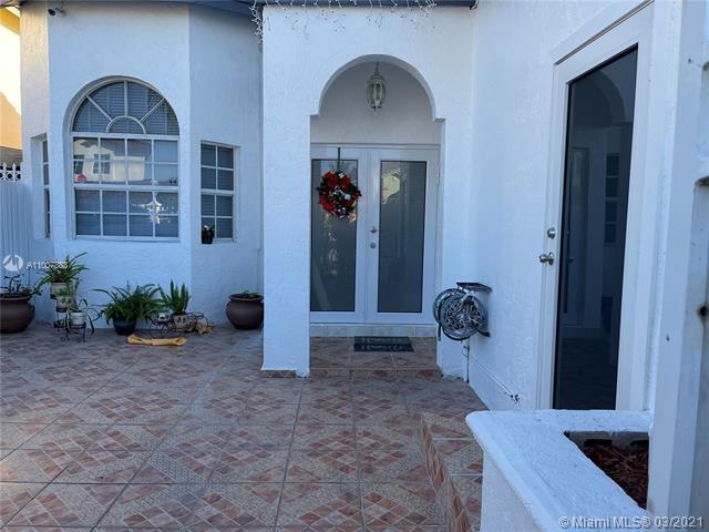 Building Photo - 15450 SW 59th St