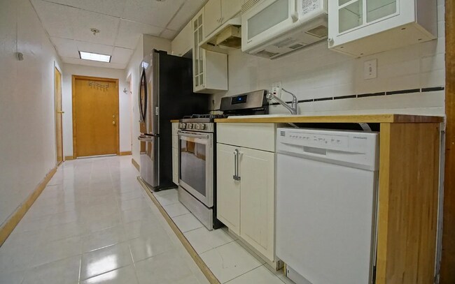 Foto del edificio - 341 Summer St