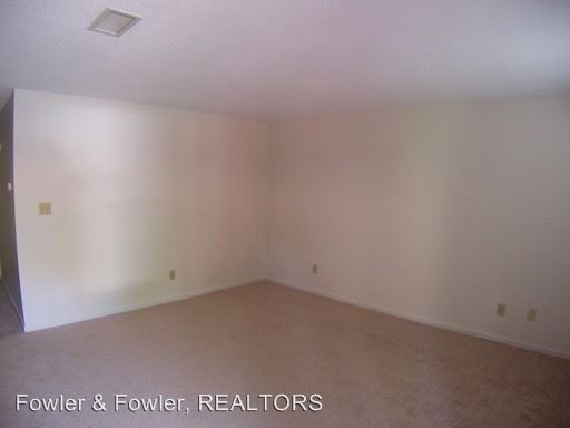 Building Photo - 1814 Guyer St