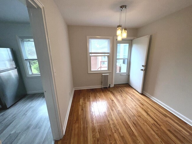 Building Photo - 29 Standish Rd