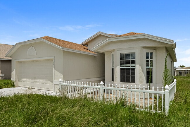 Building Photo - 3740 Imperial Dr