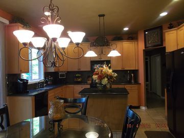 Building Photo - 3443 Meadow Grove Dr SE