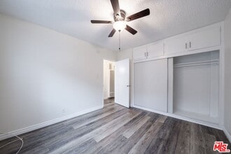 Building Photo - 13343 Victory Blvd