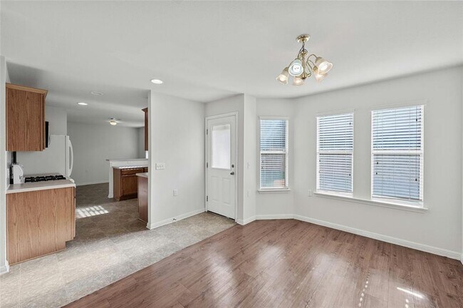Foto del edificio - 410 Colonial Park Blvd