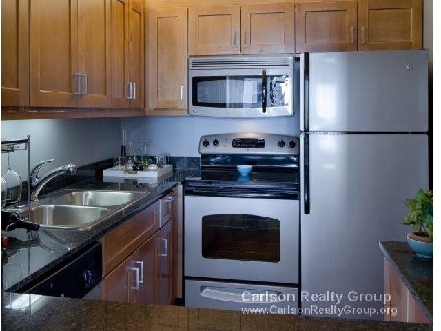 Foto del edificio - 323 E Upper Wacker Dr