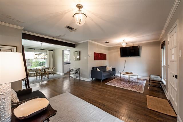 Foto del edificio - 3808 Shorecrest Dr