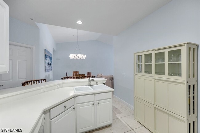 Building Photo - 2110 Cay Lagoon Dr