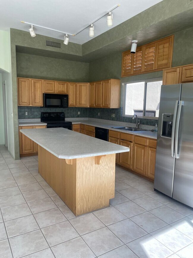 Photo - Oro Valley SFH Single Story House