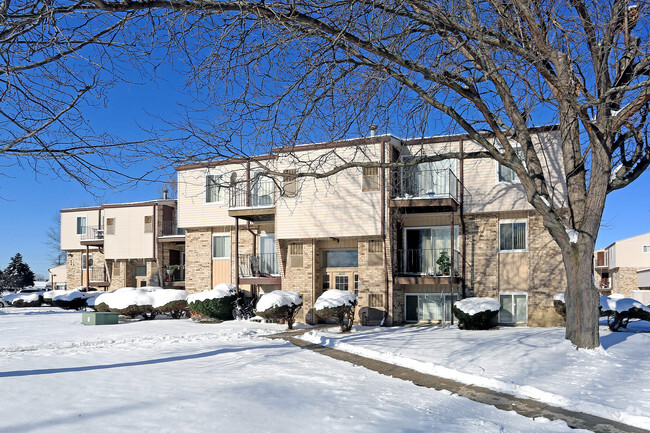 Building Photo - Garfield Plaza Apartments